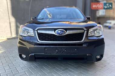 Внедорожник / Кроссовер Subaru Forester 2014 в 