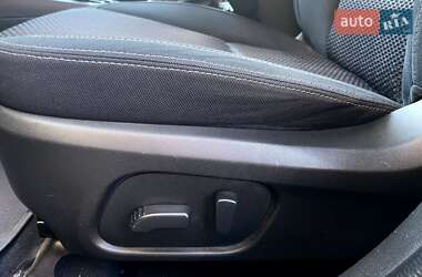 Внедорожник / Кроссовер Subaru Forester 2014 в 
