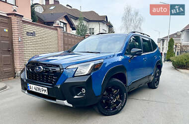 Внедорожник / Кроссовер Subaru Forester 2022 в 