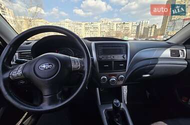 Внедорожник / Кроссовер Subaru Forester 2010 в 