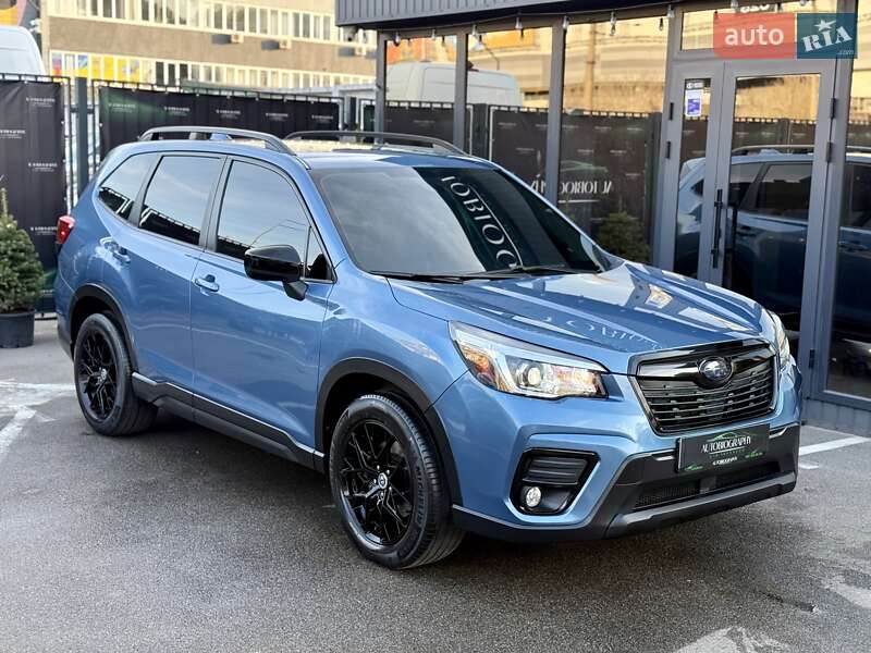Позашляховик / Кросовер Subaru Forester 2020 в Києві