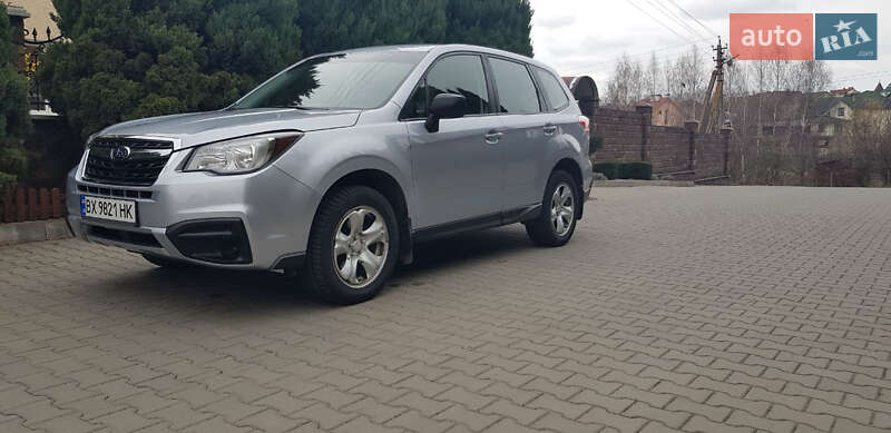 Позашляховик / Кросовер Subaru Forester 2017 в Хмельницькому