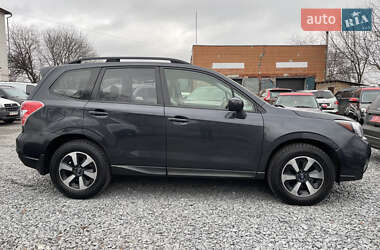 Внедорожник / Кроссовер Subaru Forester 2016 в 