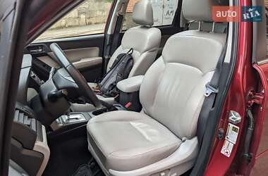 Внедорожник / Кроссовер Subaru Forester 2014 в 