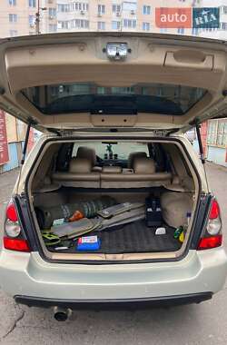 Внедорожник / Кроссовер Subaru Forester 2007 в 