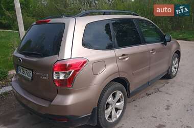 Внедорожник / Кроссовер Subaru Forester 2013 в 