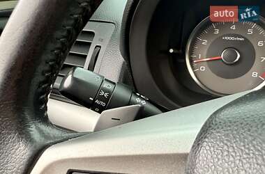 Внедорожник / Кроссовер Subaru Forester 2013 в 