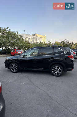 Позашляховик / Кросовер Subaru Forester 2019 в 