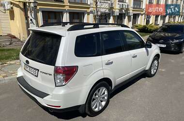 Позашляховик / Кросовер Subaru Forester 2011 в 
