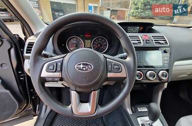 Внедорожник / Кроссовер Subaru Forester 2017 в 