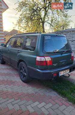 Внедорожник / Кроссовер Subaru Forester 2001 в 