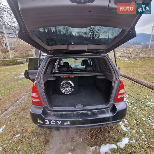 Внедорожник / Кроссовер Subaru Forester 2003 в Микуличине