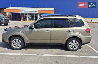 Внедорожник / Кроссовер Subaru Forester 2009 в 