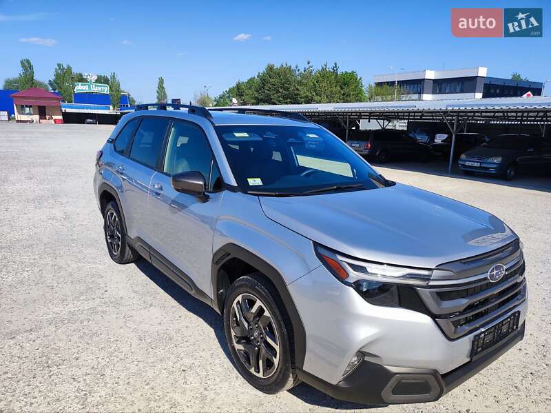 Внедорожник / Кроссовер Subaru Forester 2024 в 