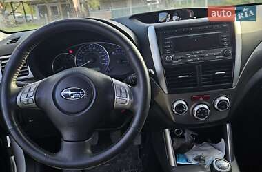 Внедорожник / Кроссовер Subaru Forester 2010 в 