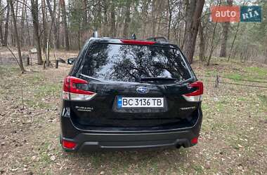 Внедорожник / Кроссовер Subaru Forester 2019 в 