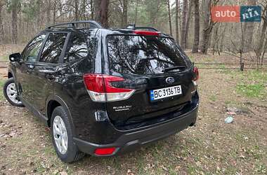 Внедорожник / Кроссовер Subaru Forester 2019 в 
