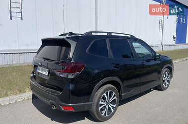 Внедорожник / Кроссовер Subaru Forester 2018 в 
