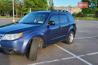 Внедорожник / Кроссовер Subaru Forester 2012 в 