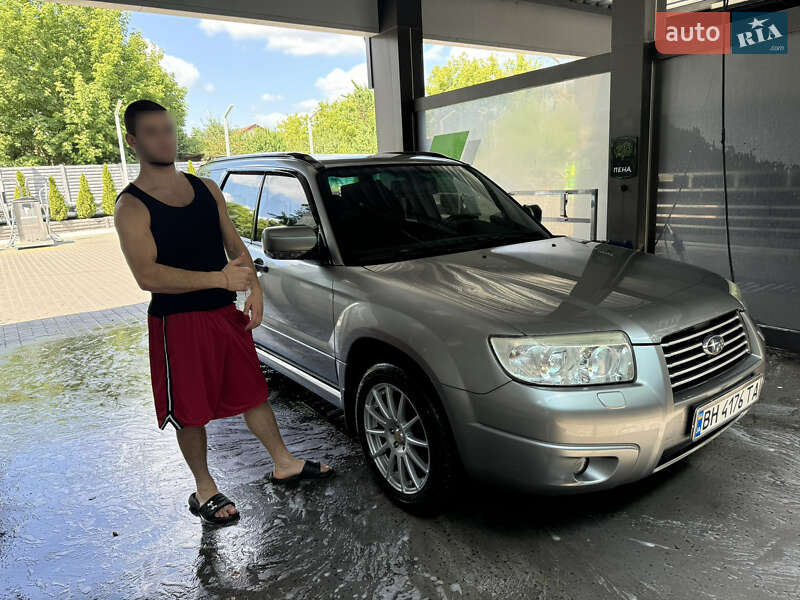 Внедорожник / Кроссовер Subaru Forester 2007 в 