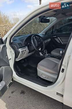 Позашляховик / Кросовер Subaru Forester 2014 в 