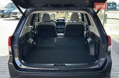 Позашляховик / Кросовер Subaru Forester 2018 в 