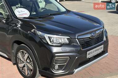 Позашляховик / Кросовер Subaru Forester 2018 в 