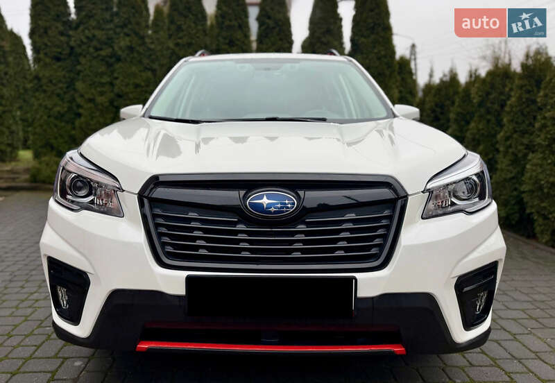 Внедорожник / Кроссовер Subaru Forester 2021 в Киеве