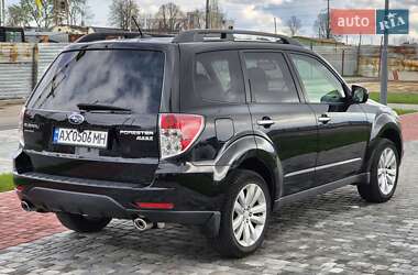 Позашляховик / Кросовер Subaru Forester 2010 в 
