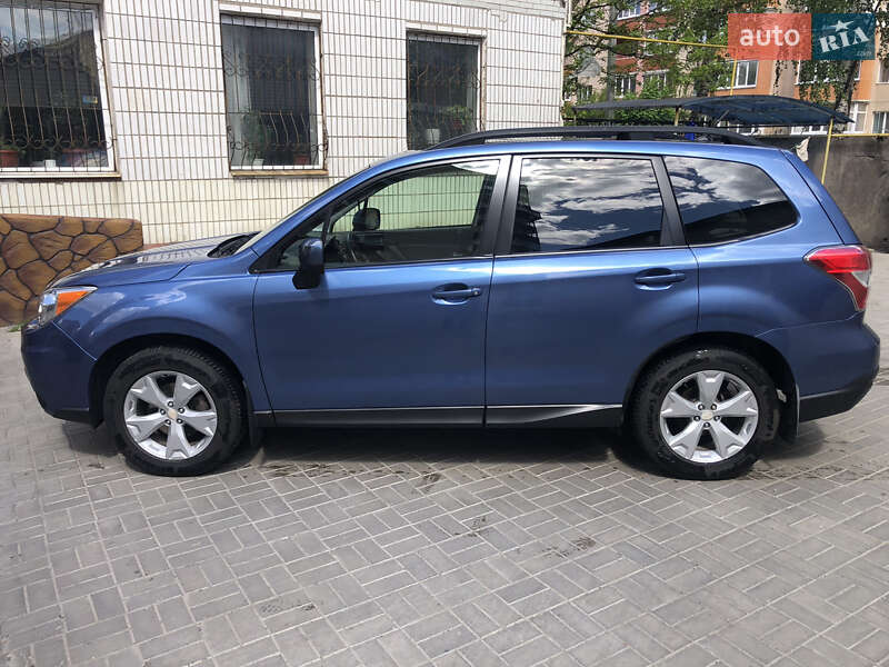 Позашляховик / Кросовер Subaru Forester 2015 в Сумах
