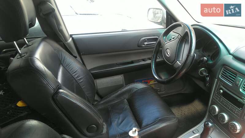 Позашляховик / Кросовер Subaru Forester 2005 в Києві