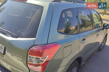 Внедорожник / Кроссовер Subaru Forester 2014 в 