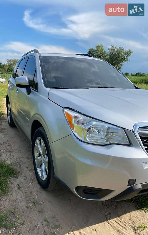 Внедорожник / Кроссовер Subaru Forester 2014 в Новомосковске