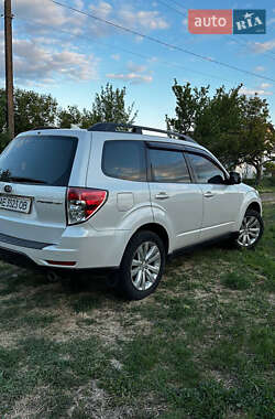 Внедорожник / Кроссовер Subaru Forester 2011 в 