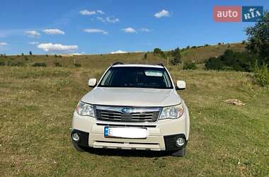 Позашляховик / Кросовер Subaru Forester 2010 в Чорткові