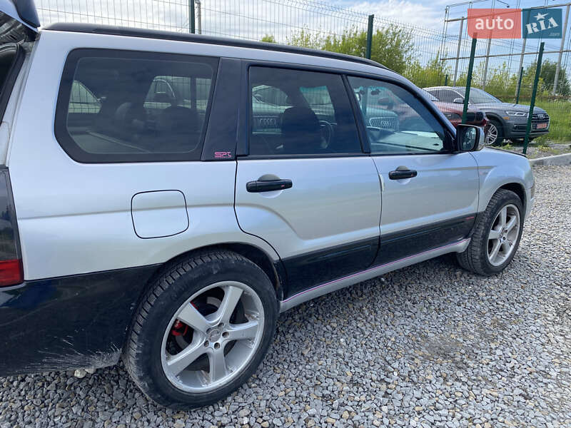 Subaru Forester 2006