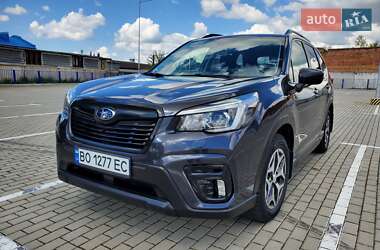 Позашляховик / Кросовер Subaru Forester 2018 в Тернополі