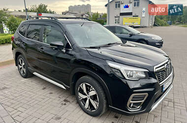 Внедорожник / Кроссовер Subaru Forester 2018 в Киеве