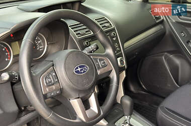 Позашляховик / Кросовер Subaru Forester 2016 в 