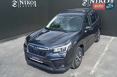 Внедорожник / Кроссовер Subaru Forester 2018 в 