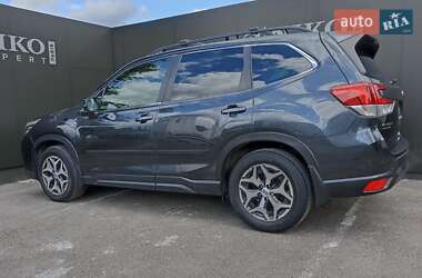 Внедорожник / Кроссовер Subaru Forester 2018 в 