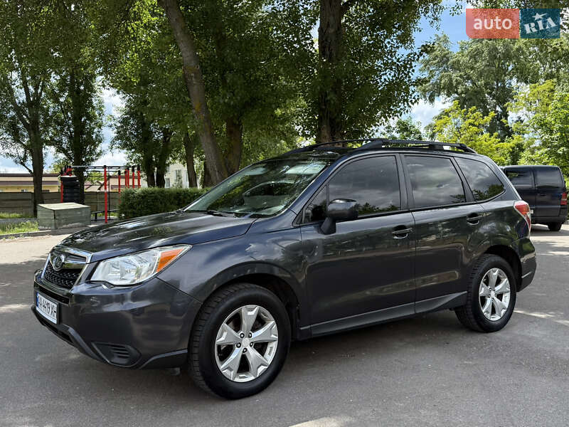 Внедорожник / Кроссовер Subaru Forester 2015 в 