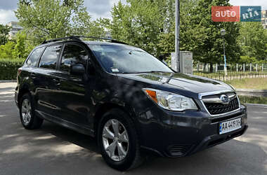 Внедорожник / Кроссовер Subaru Forester 2015 в 