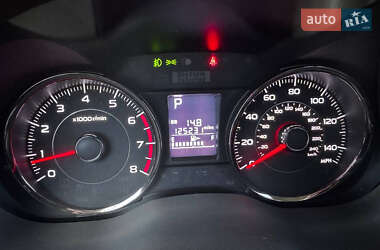 Внедорожник / Кроссовер Subaru Forester 2013 в 