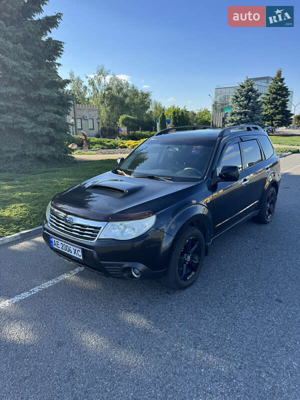 Позашляховик / Кросовер Subaru Forester 2010 в Дніпрі