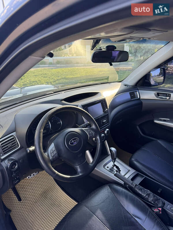 Позашляховик / Кросовер Subaru Forester 2010 в Дніпрі