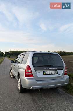 Внедорожник / Кроссовер Subaru Forester 2003 в 