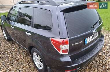 Внедорожник / Кроссовер Subaru Forester 2009 в 