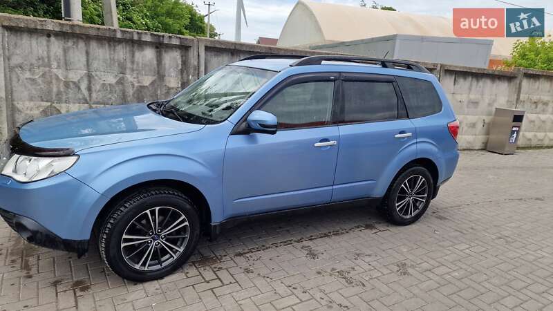 Внедорожник / Кроссовер Subaru Forester 2010 в Киеве