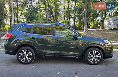 Внедорожник / Кроссовер Subaru Forester 2022 в 